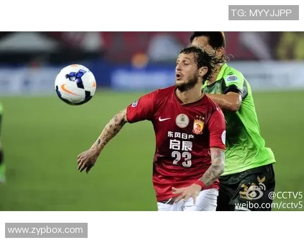 全北现代与广州恒大激战下半场争夺小组赛关键胜利